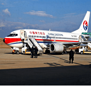 龙湾机场空运航空快运业稳步发展的原因是什么？